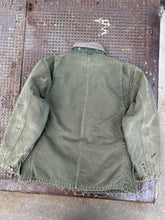 Load image into Gallery viewer, Vintage 90s Carhartt Green Blanket Lined Chore Jacket Large
