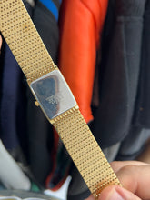 Load image into Gallery viewer, Vintage 90s Citizen Elegance Gold Integrated Bracelet Quartz Watch
