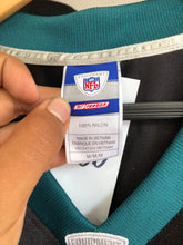 Load image into Gallery viewer, Vintage Reebok Philadelphia Eagles Brian Dawkins Football Jersey Medium
