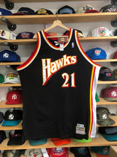 Load image into Gallery viewer, Deadstock Mitchell &amp; Ness Atlanta Hawks Dominique Wilkins Hardwood Classics Jersey Size 54
