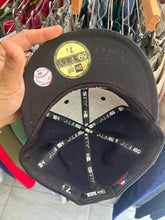 Load image into Gallery viewer, Spike Lee Autographed New Era NY Yankees Exclusive Fitted 7 1/8
