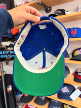 Load image into Gallery viewer, Vintage Starter New York Mets Wool Plain Logo Snapback
