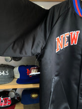 Load image into Gallery viewer, Deadstock Mitchell &amp; Ness New York Knicks Hardwood Classics Bomber Jacket Size Large
