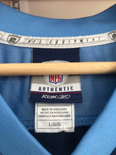 Load image into Gallery viewer, Vintage Reebok Tennessee Titans Vince Young Jersey Size Large
