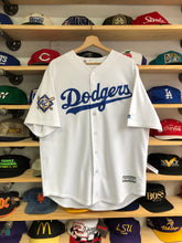 Load image into Gallery viewer, Majestic Los Angeles Dodgers Jackie Robinson Jersey Size Large
