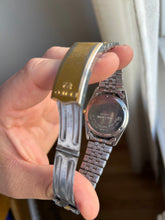 Load image into Gallery viewer, Vintage 90s Seiko President Green Gradient Dial 36MM
