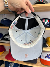 Load image into Gallery viewer, Vintage 1998 New Era New York Yankees World Series Champions SnapBack
