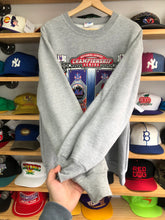 Load image into Gallery viewer, Vintage Majestic Mets VS Cardinals NLCS Crewneck Size Large
