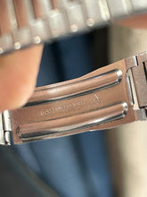 Load image into Gallery viewer, Vintage 1979 Omega Seamaster Automatic Stainless Steel Ref. 166.0216
