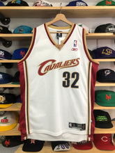 Load image into Gallery viewer, Cleveland Cavaliers Larry Hughes Reebok Swingman Large
