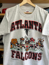Load image into Gallery viewer, Vintage 1992 Looney Tunes Atlanta Falcons Tee Large
