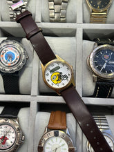 Load image into Gallery viewer, Vintage 1995 Green Bay Packers Gold Tone Quartz Watch
