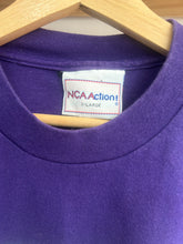 Load image into Gallery viewer, Vintage 1995 NCAA Women’s Final Four Tournament Tee Size XL

