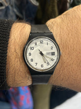 Load image into Gallery viewer, Vintage 1991 Swatch Day Date Black / White Quartz

