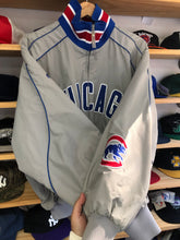 Load image into Gallery viewer, Vintage Majestic Chicago Cubs Zip Up Nylon Dugout Jacket Size Medium
