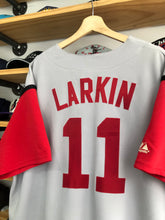 Load image into Gallery viewer, Vintage Majestic Cincinnati Reds Barry Larkin Jersey Size XL
