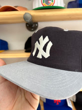 Load image into Gallery viewer, Vintage Yankees Black / Silver Custom Leather Strapback Hat
