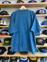 Load image into Gallery viewer, Vintage 90s Quiksilver Cropped Tee Size Medium/Large
