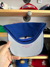 Load image into Gallery viewer, Vintage Deadstock SAMPLE Logo Athletic New York Mets SnapBack
