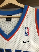 Load image into Gallery viewer, Vintage Nike Cleveland Cavaliers Darius Miles Swingman Jersey Size Medium
