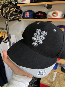 Vintage New York Mets Black/Silver Velcro Strapback