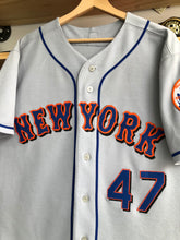 Load image into Gallery viewer, Vintage Majestic New York Mets Tom Glavine Authentic Jersey Size 44/Large
