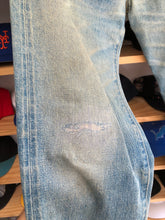 Load image into Gallery viewer, Vintage Levi’s 501 LVC Redline Selvedge Big E Denim Jeans Size 29x30
