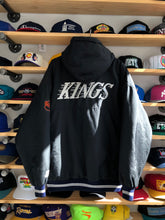 Load image into Gallery viewer, Vintage Starter Los Angeles Kings Puffer Jacket Size Large
