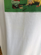 Load image into Gallery viewer, Vintage John Falter Eighteenth Hole Golf Art Tee Size L/XL
