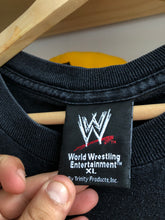 Load image into Gallery viewer, Vintage WWE Smackdown &amp; Raw Roster Wrestling Tee Size XL
