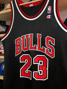 Vintage Champion Chicago Bulls Michael Jordan Jersey Size 44/Large
