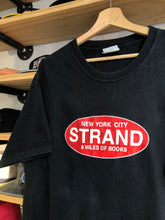 Load image into Gallery viewer, Vintage New York City Strand Book Store Tee Size Large
