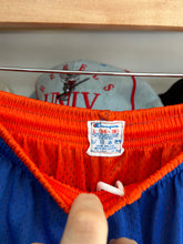 Load image into Gallery viewer, Vintage 90s Champion New York Knicks Reversible Practice Shorts Sz Large
