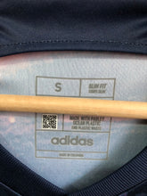 Load image into Gallery viewer, 2022 Adidas Team Colombia Blank Jersey Size Small
