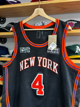 Load image into Gallery viewer, 2011 Nike New York Knicks City Edition Derrick Rose Swingman NWT 2XL
