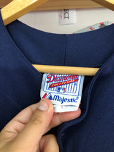 Load image into Gallery viewer, Vintage Majestic Atlanta Braves Blank Jersey Size Large
