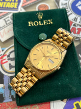 Load image into Gallery viewer, Vintage 1989 Seiko Presidential Gold Day Date 36MM Quartz Watch
