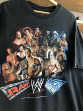 Load image into Gallery viewer, Vintage WWE Smackdown &amp; Raw Roster Wrestling Tee Size XL
