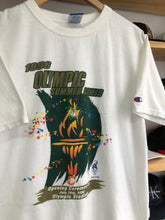 Load image into Gallery viewer, Vintage Champion 1996 Atlanta Olympics Tee Size Medium
