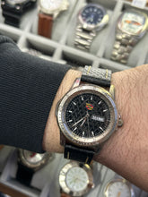Load image into Gallery viewer, Vintage Y2K Cadillac Escalade Quartz Men’s Watch
