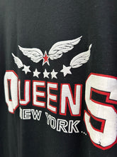 Load image into Gallery viewer, Vintage Queens New York Tee Large
