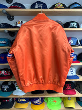 Load image into Gallery viewer, 2013 Starter New York Knicks Retro Orange Satin Jacket XL
