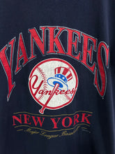Load image into Gallery viewer, Vintage 1997 Nutmeg New York Yankees Tee XL
