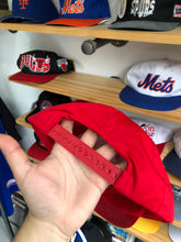 Load image into Gallery viewer, Vintage Marlboro 92’ Racing Team Snapback
