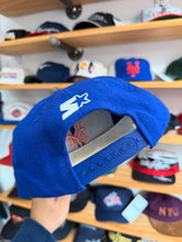 Load image into Gallery viewer, Vintage Starter New York Mets Wool Plain Logo Snapback

