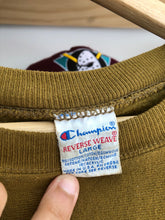Load image into Gallery viewer, Vintage 90s Champion Reverse Weave Olive Green Crewneck Size Large
