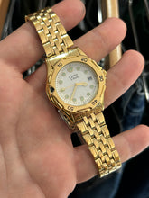 Load image into Gallery viewer, Vintage 1995 Bulova Caravelle Gold Quartz Diver Watch 38MM
