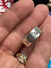 Load image into Gallery viewer, GUCCI .925 Silver Ghost Band Ring 10.5 w/ Box
