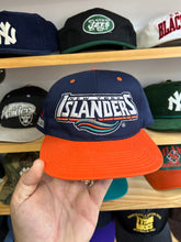 Load image into Gallery viewer, Vintage New York Islanders Wave SnapBack

