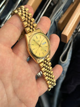 Load image into Gallery viewer, Vintage 1989 Seiko Presidential Gold Day Date 36MM Quartz Watch
